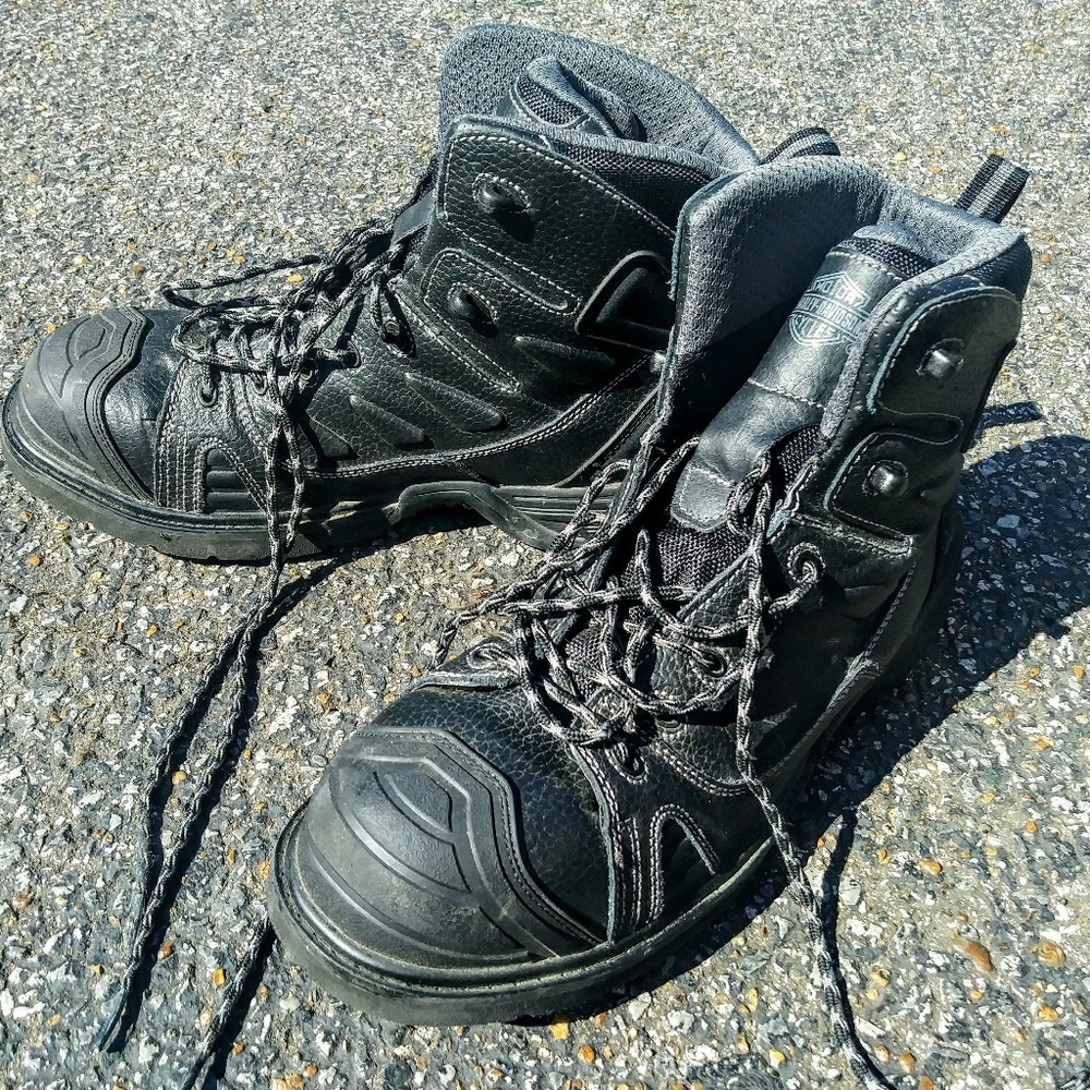 Harley Davidson size 13 men's motorcycle boots.